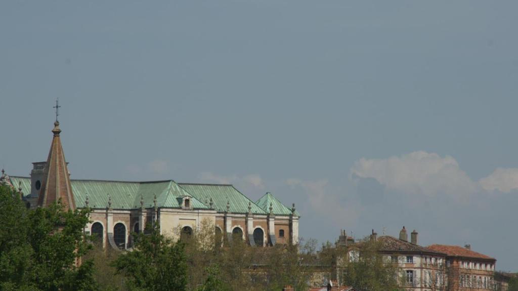 Brit Hotel Montauban