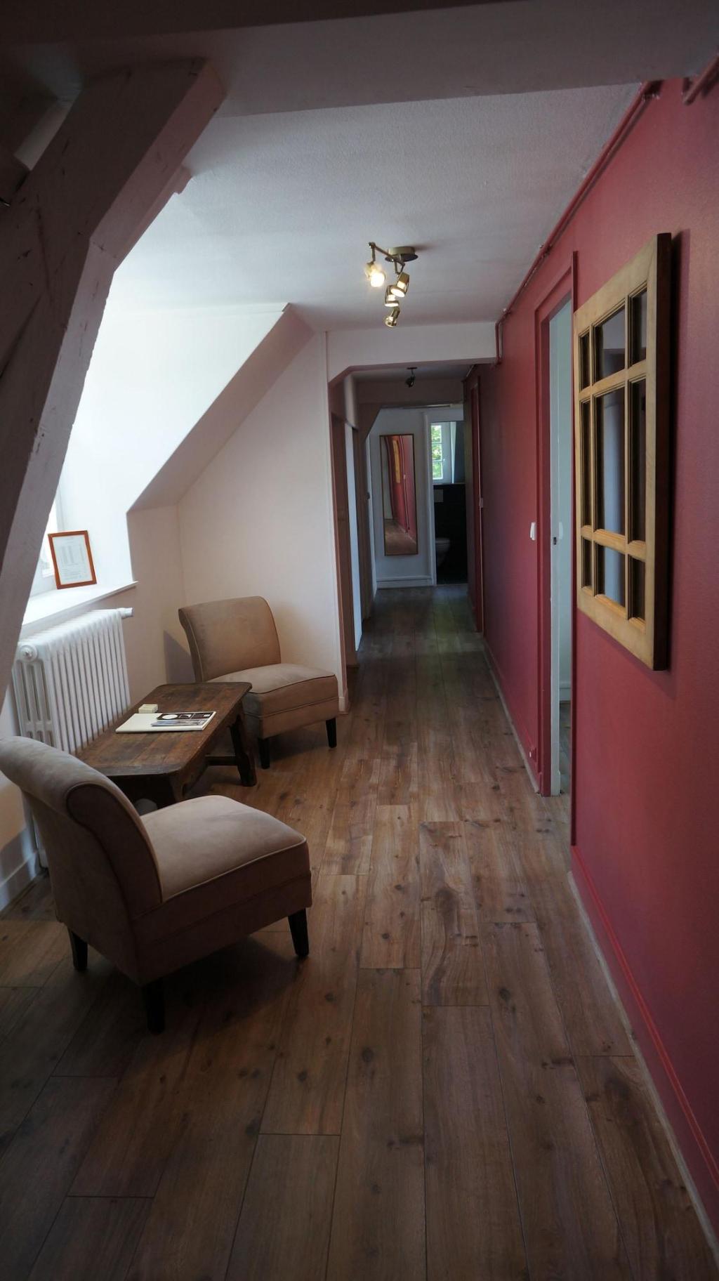 Hostellerie De La Porte Bellon
