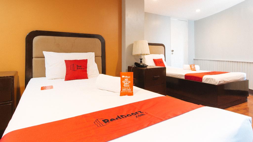 RedDoorz Premium @ Arzo Hotel Manila
