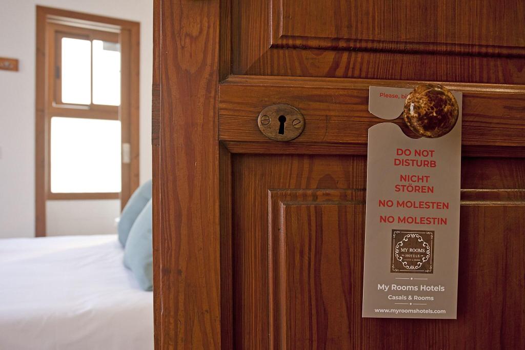 Casal de Petra - Rooms & Pool