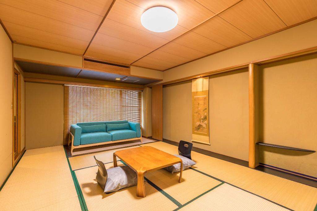 Yoritomonoyu Honjin