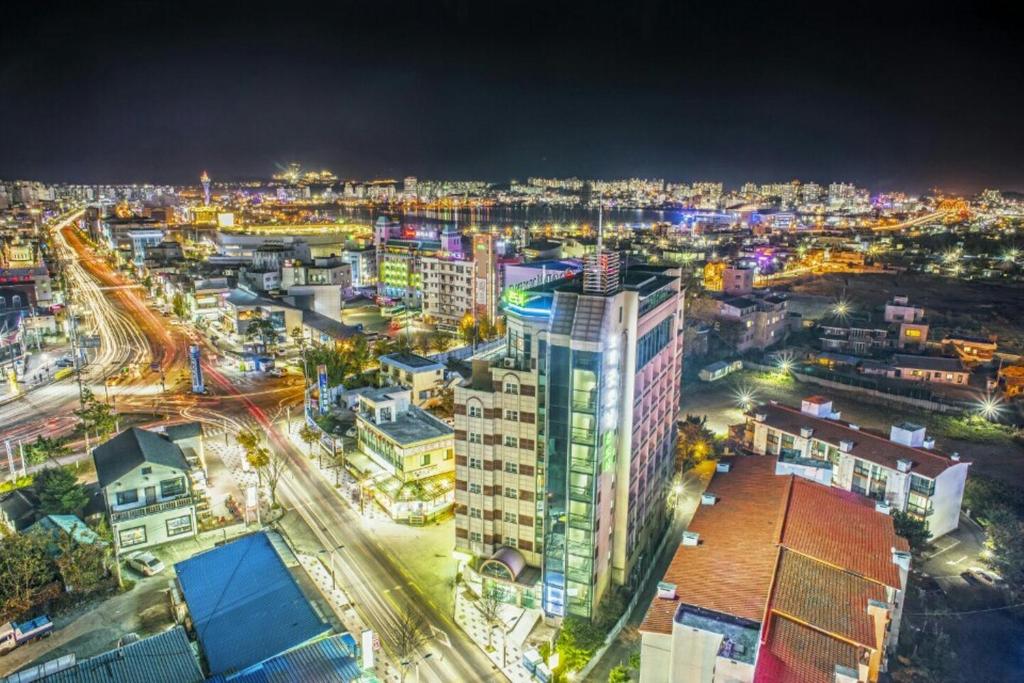 Good Morning Hotel And Resort