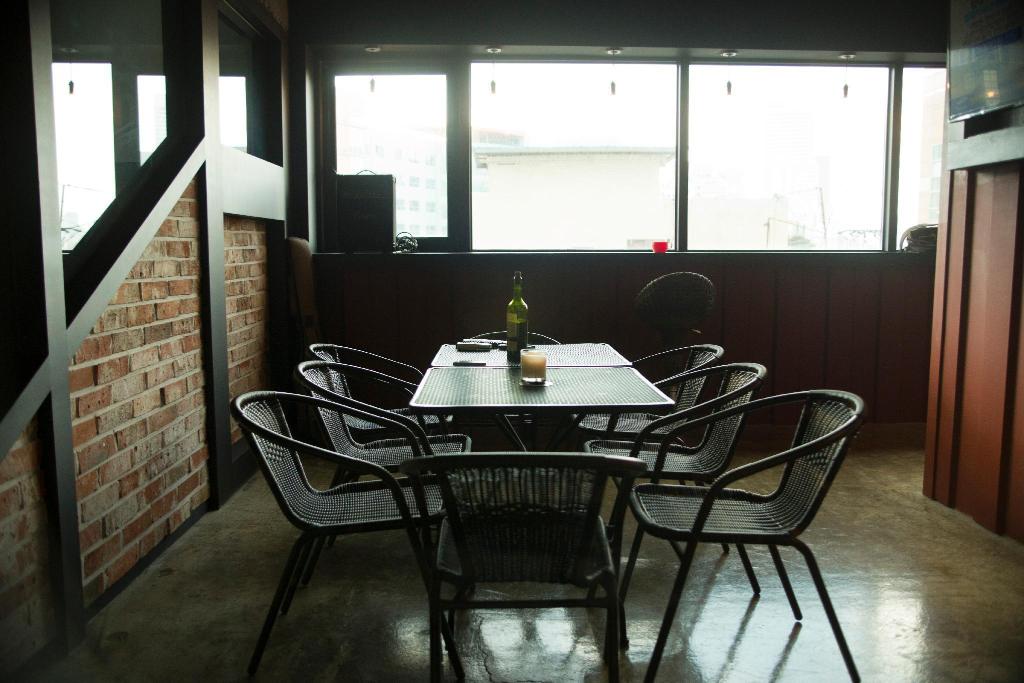 Urban Art Stay - Hostel - Lobby