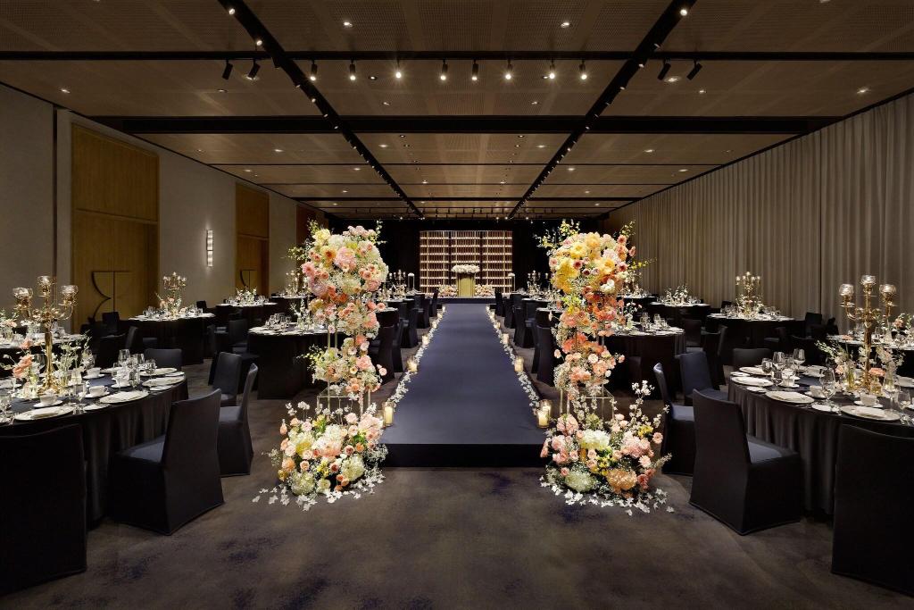 Gravity Seoul Pangyo Autograph Collection - Conferences