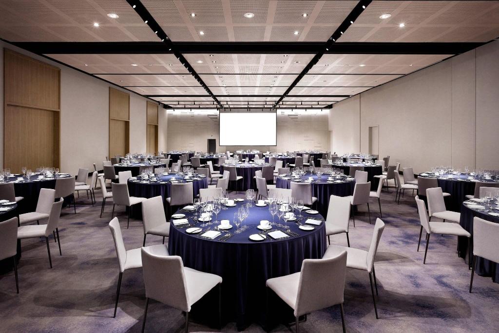 Gravity Seoul Pangyo Autograph Collection - Conferences