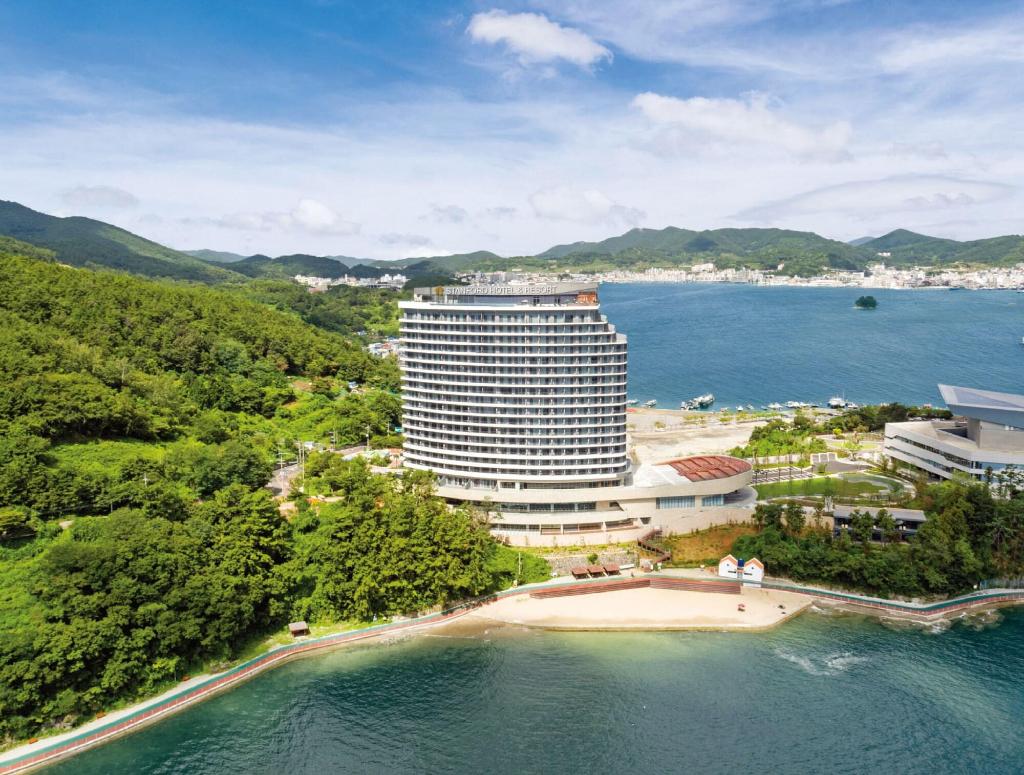 Stanford Hotel & Resort Tongyeong