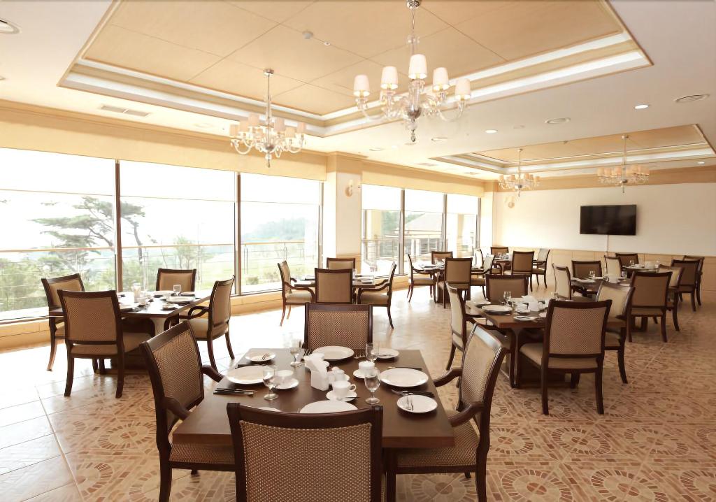 Suncheon Booyoung Hotel - Restaurant