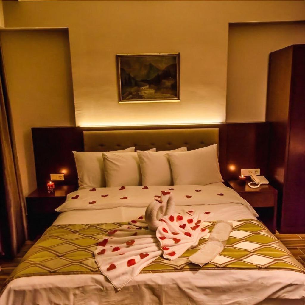 Hill River Hotel