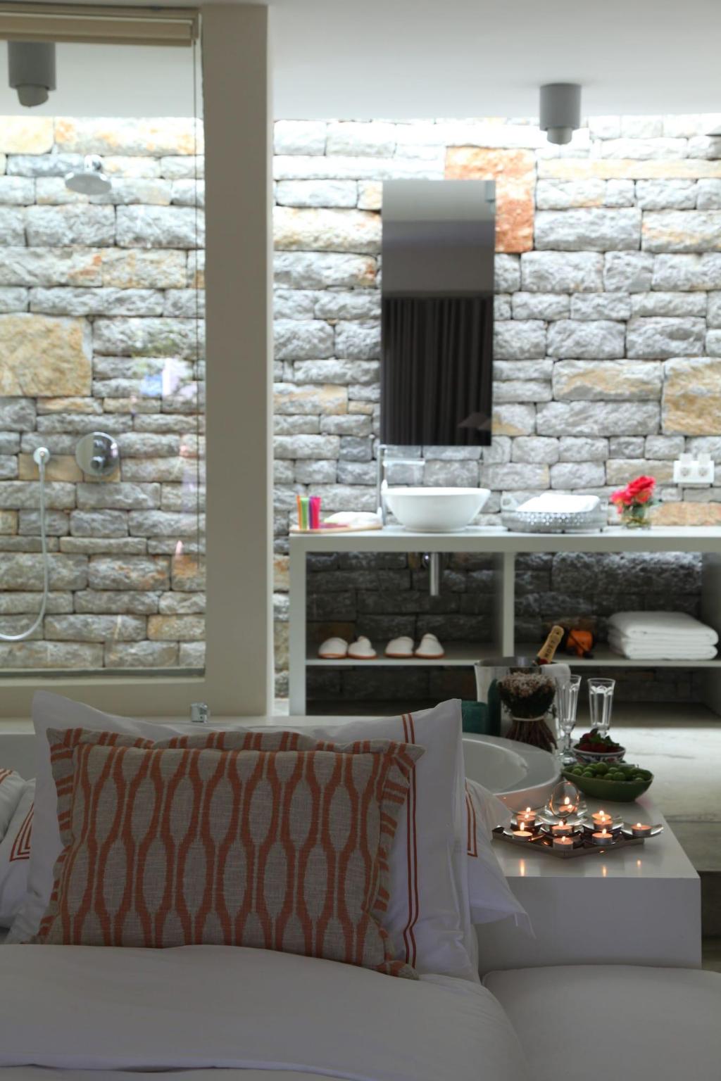Bella Sombra Hotel