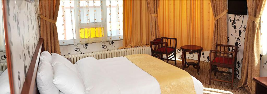 Saray Hotel
