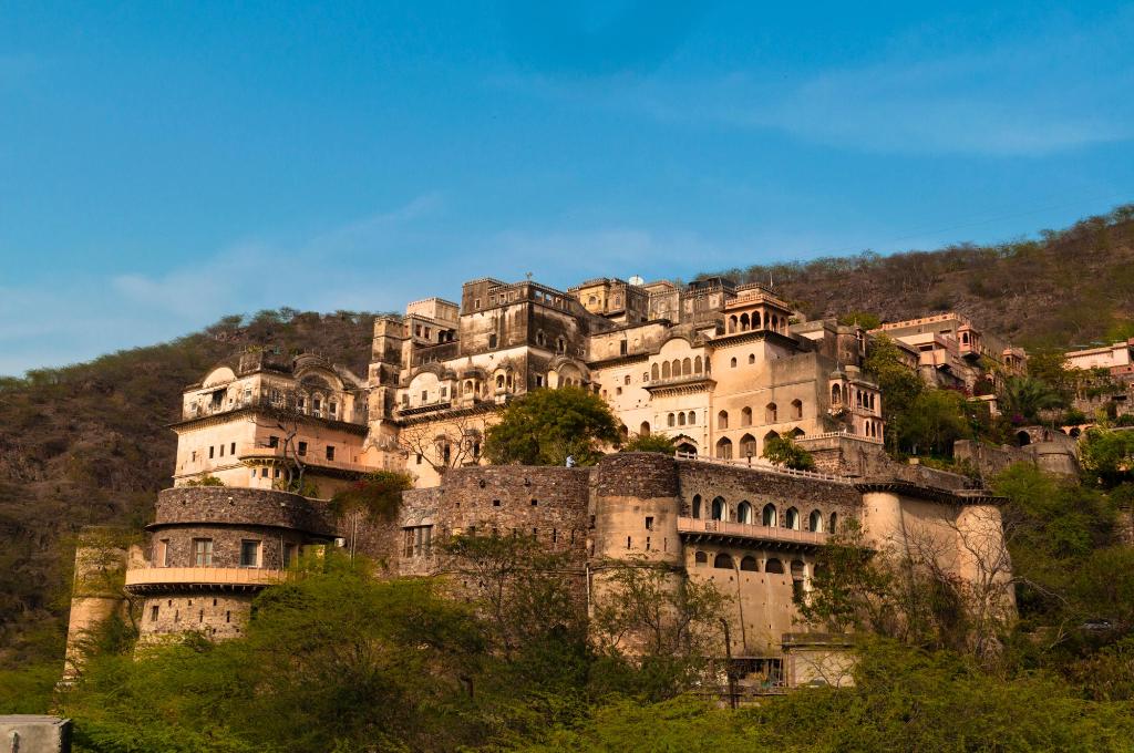 Neemrana Fort Palace
