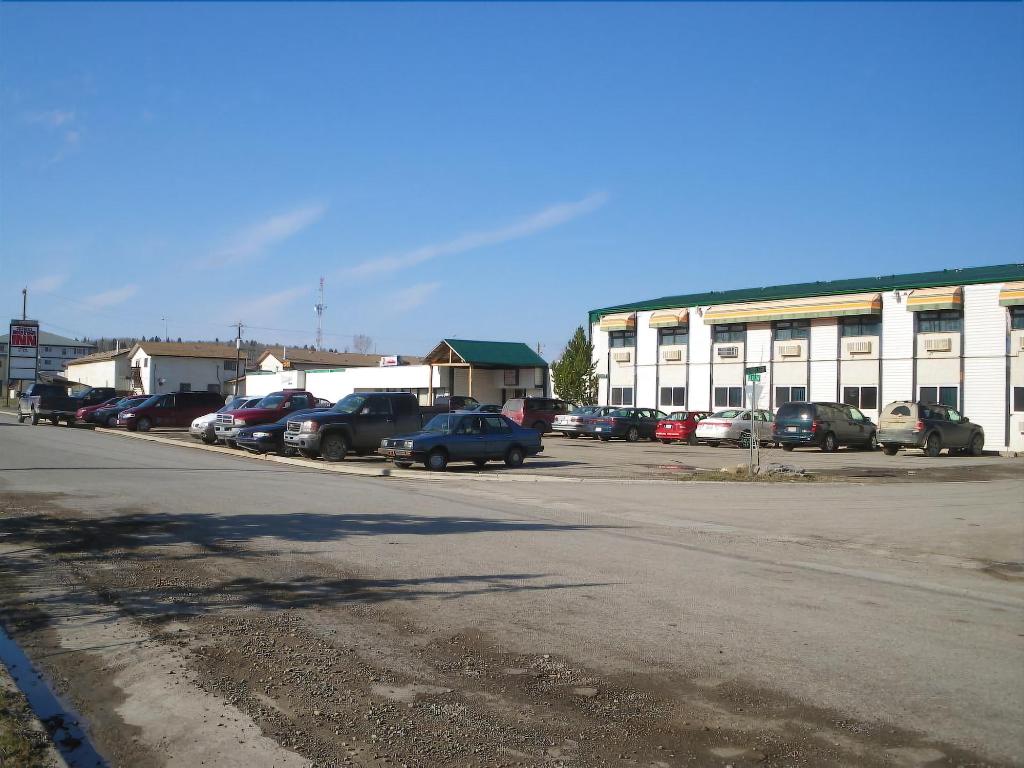 Sundre Motor Inn