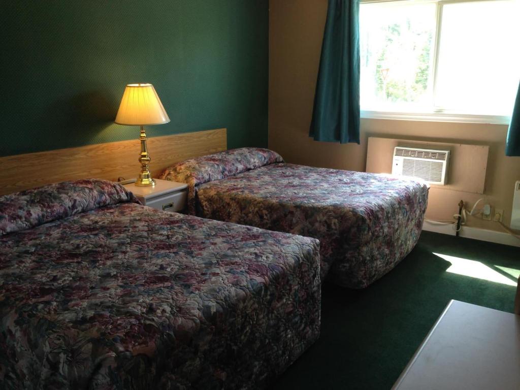 Sundre Motor Inn