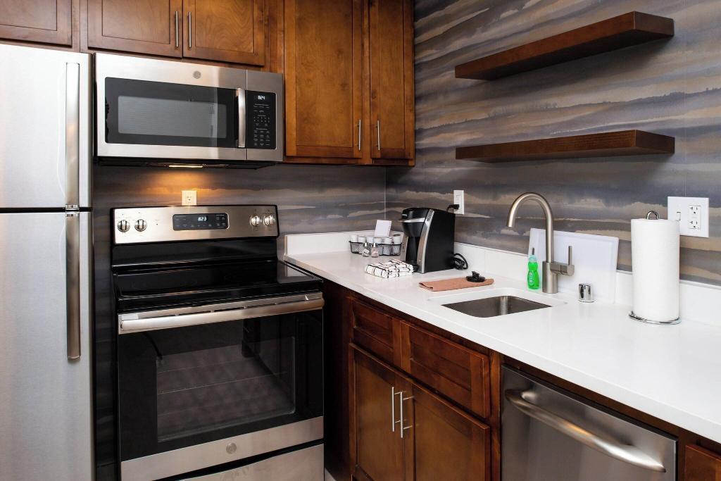 Residence Inn By Marriott Visalia