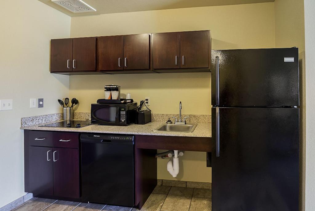 Cobblestone Inn & Suites - Altamont