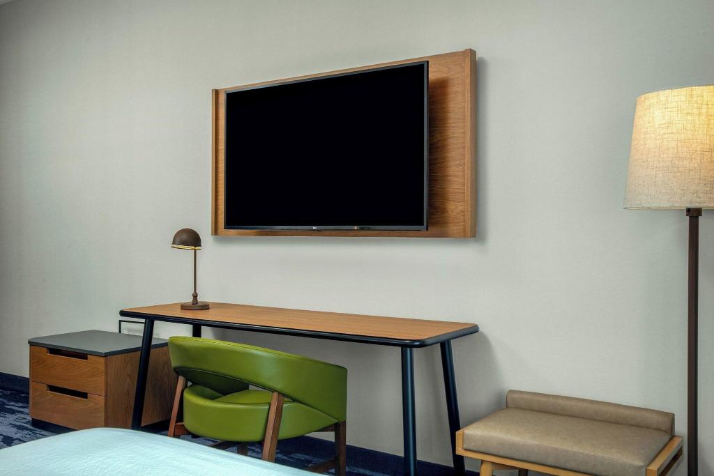 Fairfield Inn & Suites by Marriott Harrisburg West