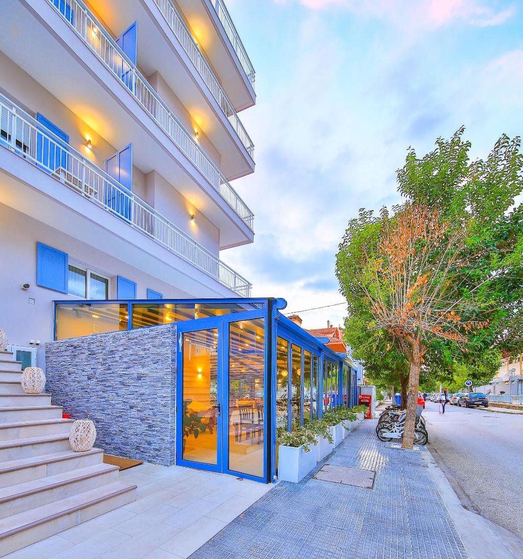 Dias Hotel