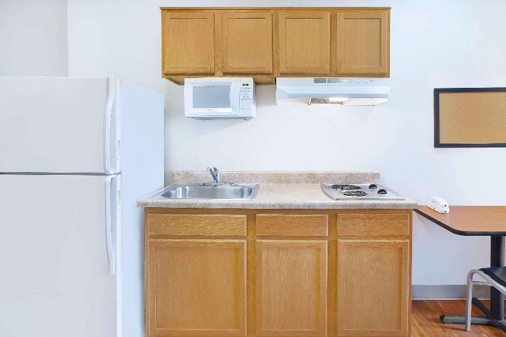Woodspring Suites Columbus Southeast