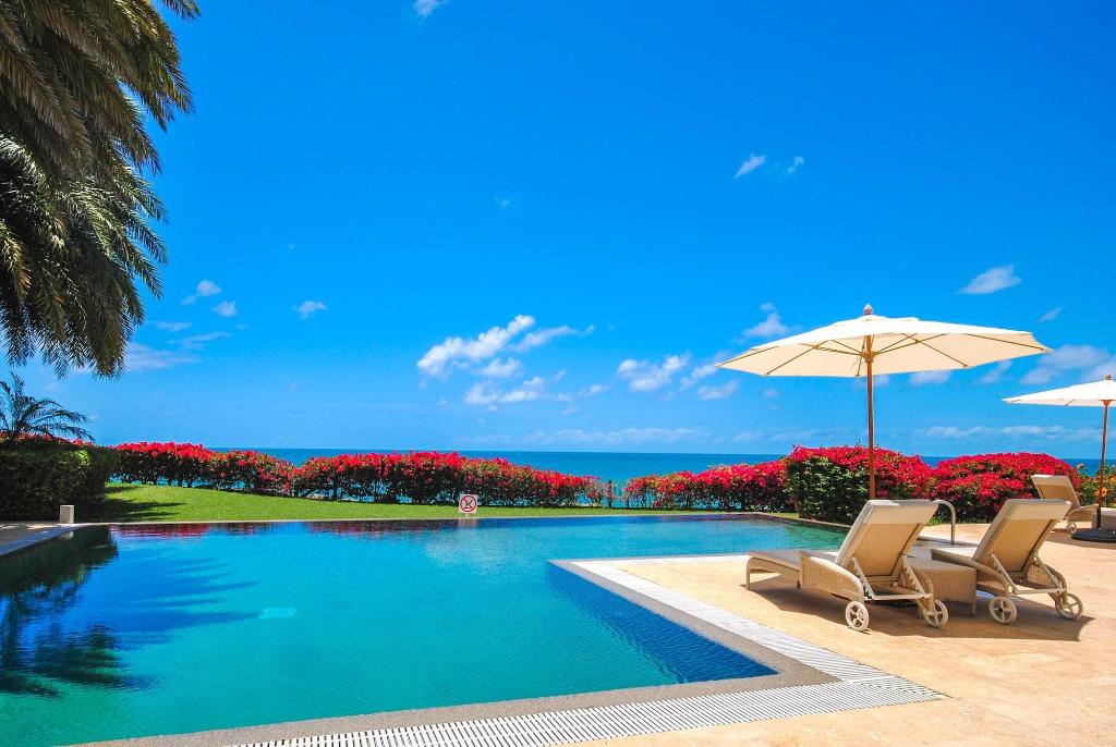 Cove Suites At Blue Waters