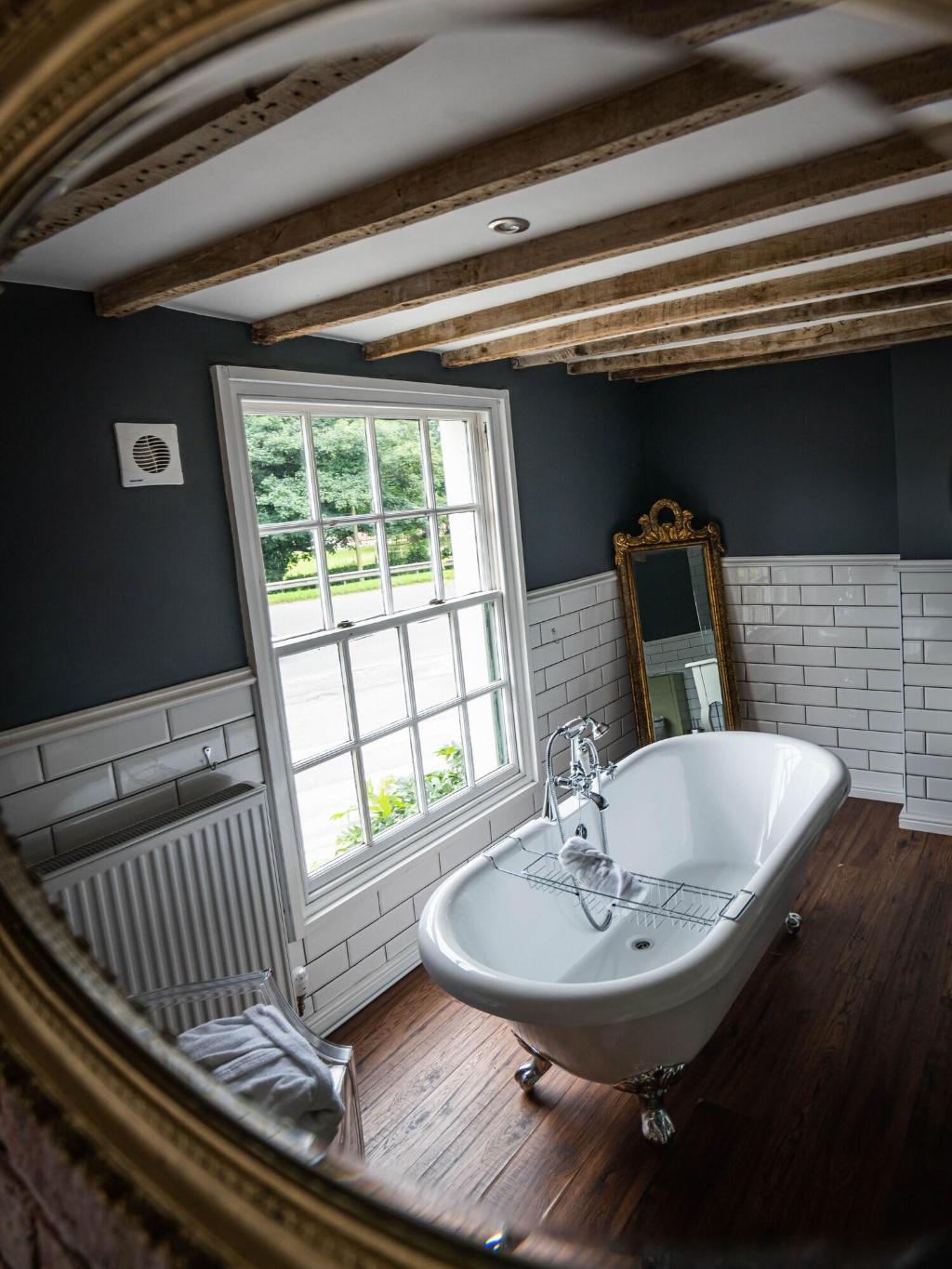 The Vicarage Freehouse & Rooms