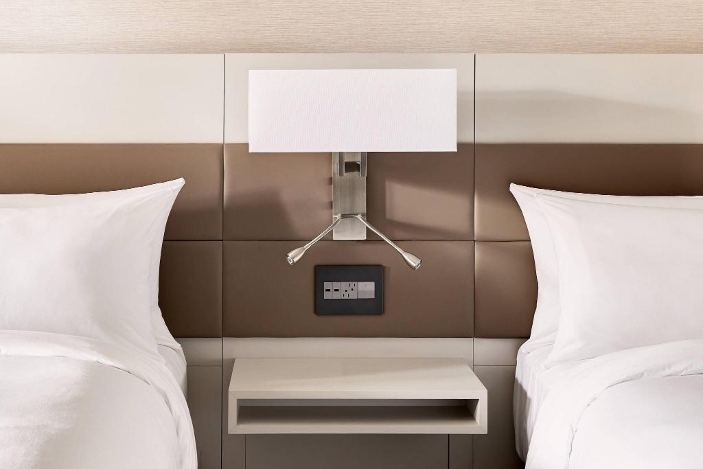 Ac Hotel By Marriott Charlotte Southpark