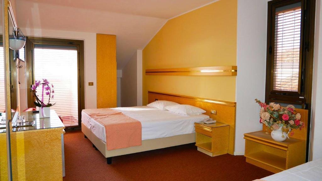 Hotel Antares