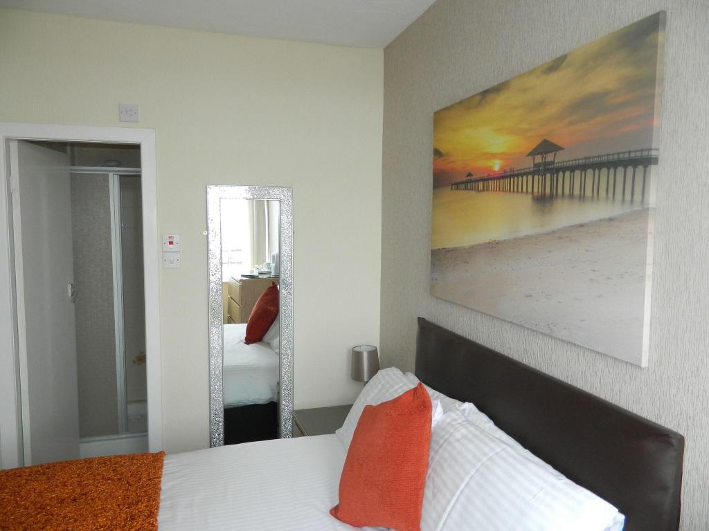 Ocean Bay Hotel