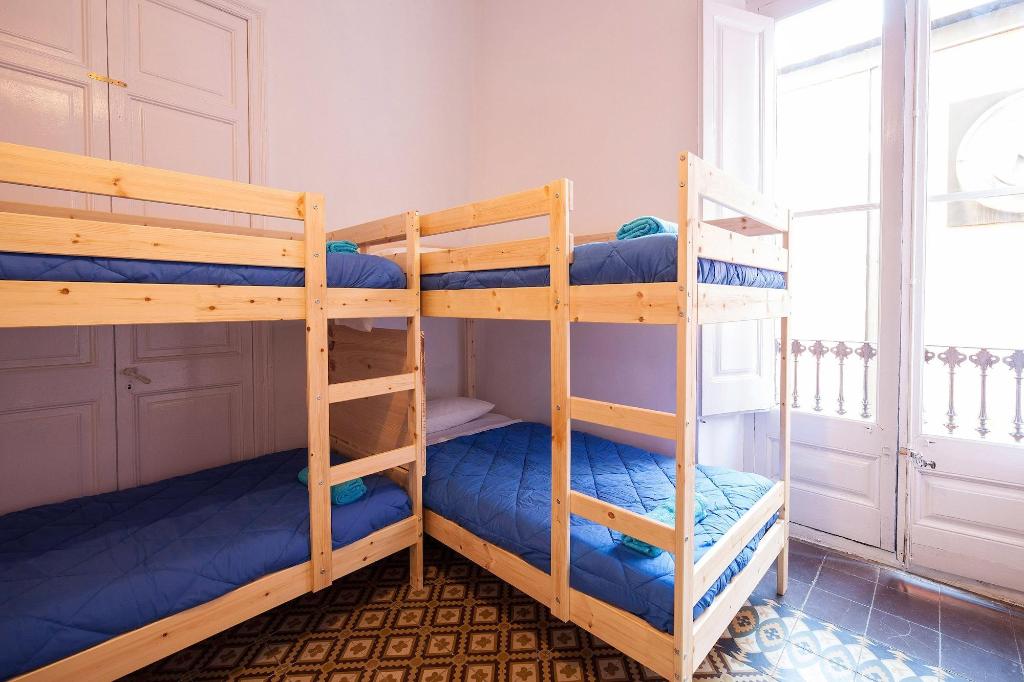Hostel Bed In Girona