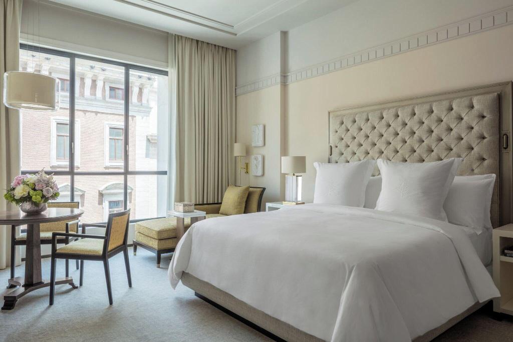 Four Seasons Hotel Madrid