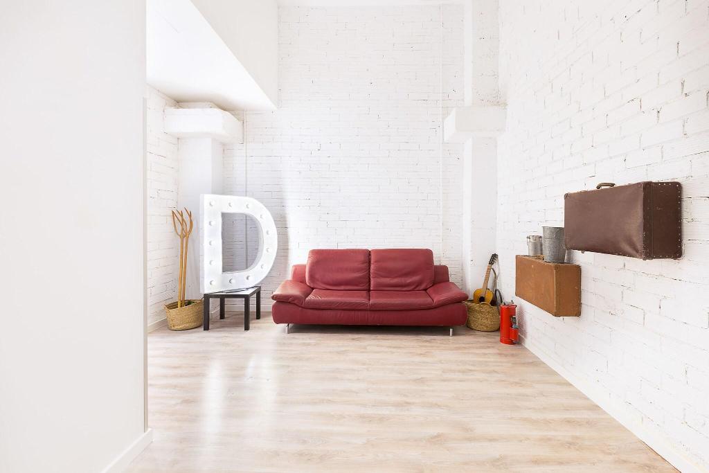 listing card gallery