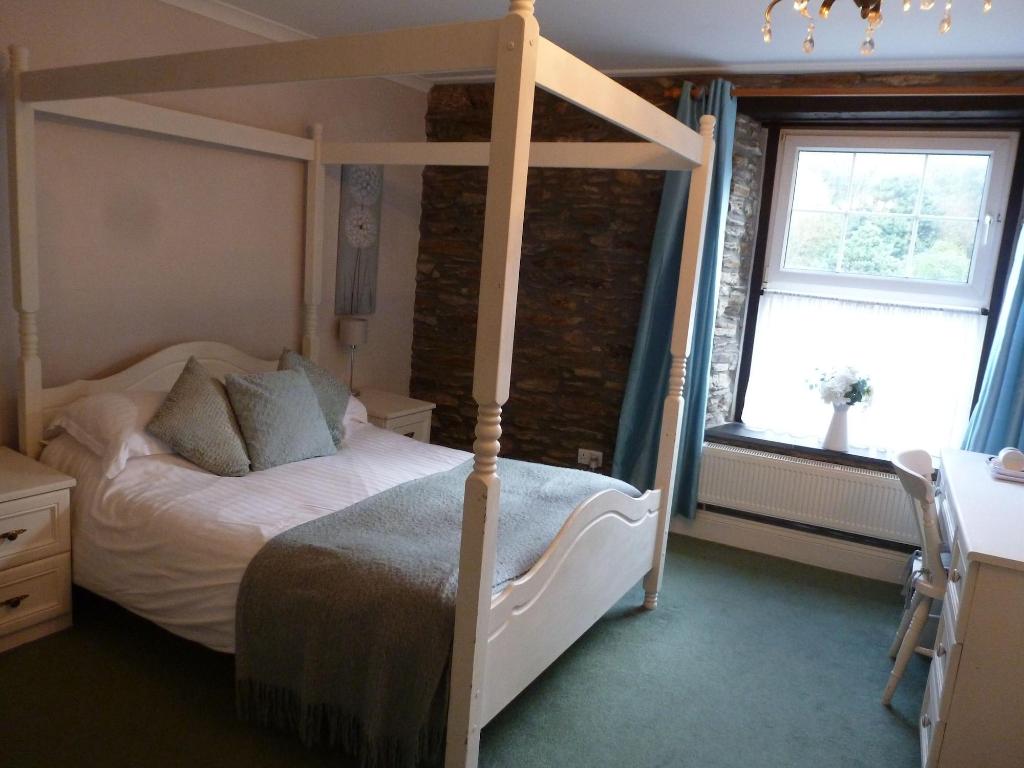 Little Fox Hotel
