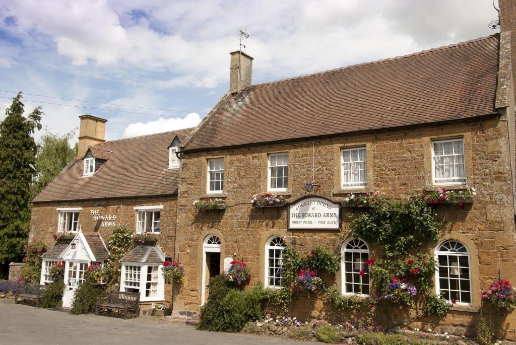 The Howard Arms - General view