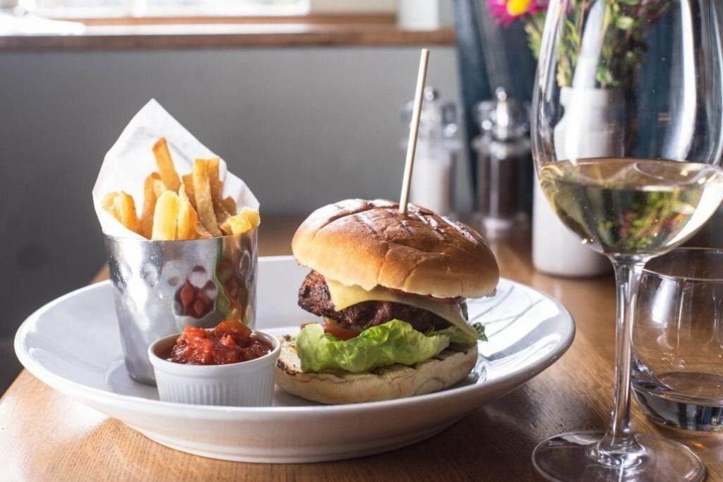 The Howard Arms - Restaurant