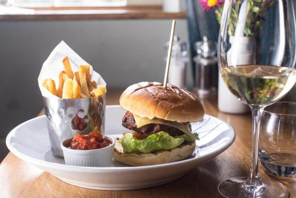 The Howard Arms - Restaurant