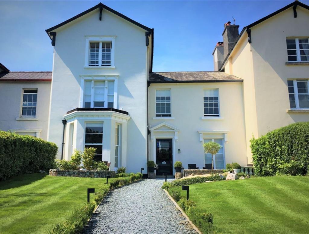 Tavistock House Hotel