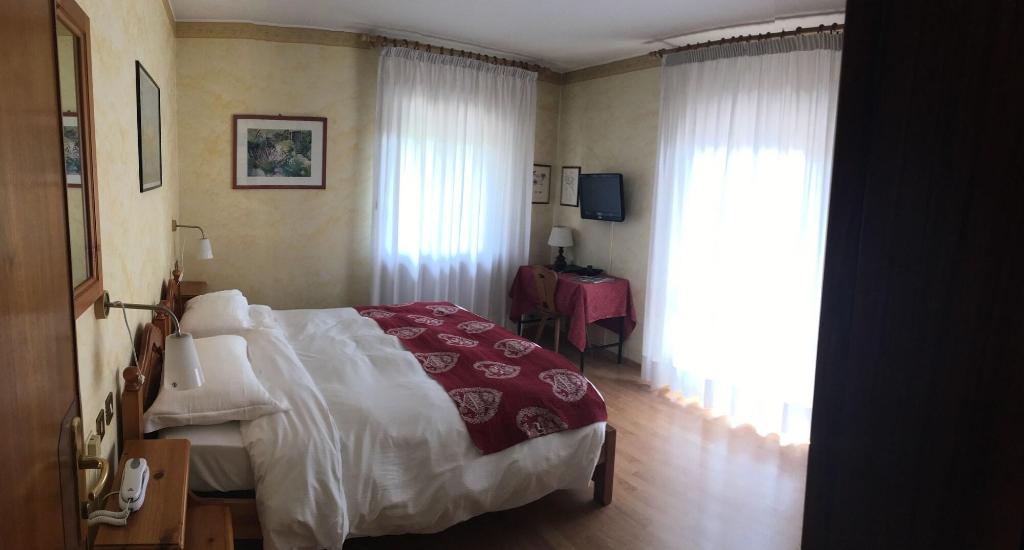 Hotel Meublé Villa Neve
