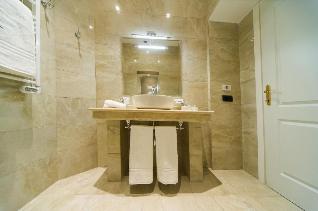 Via Veneto Suites