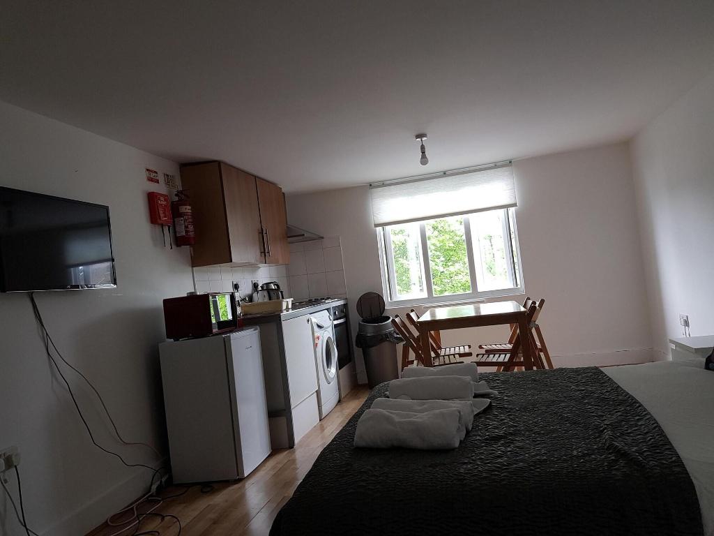London Queens Apartments