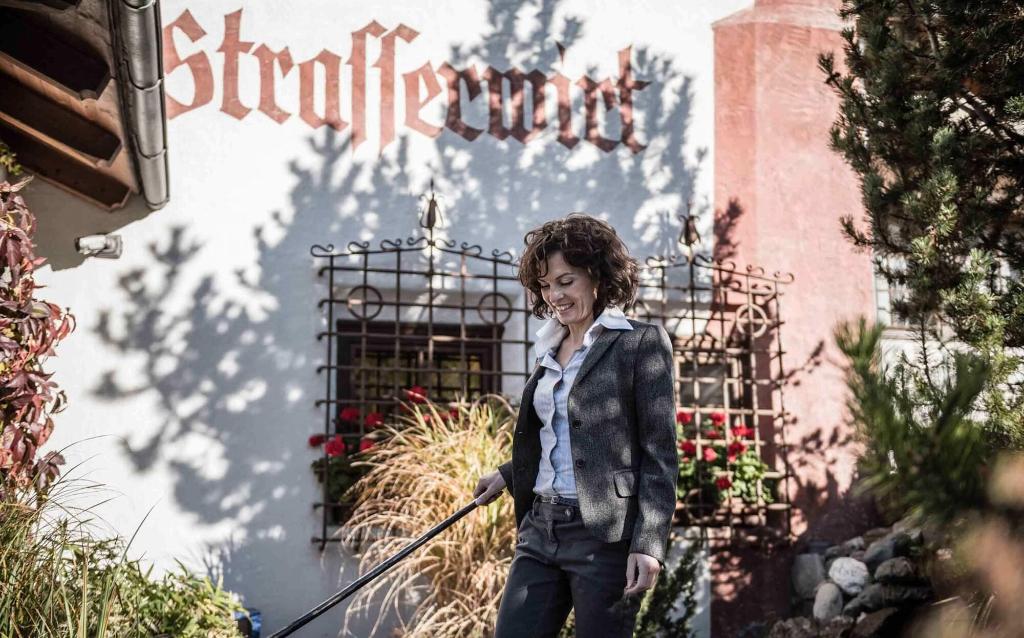 Hotel Strasserwirt - Herrenansitz zu Tirol