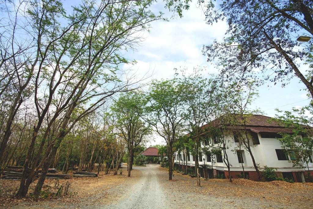 Tak Andaman Resort & Hotel