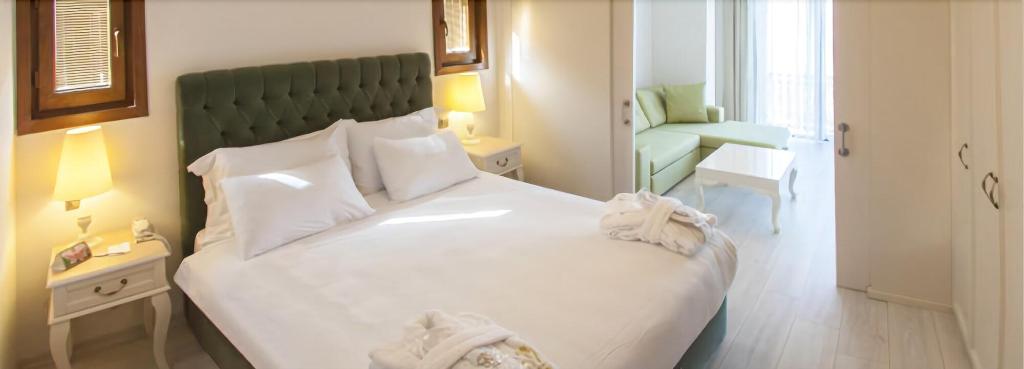 Motali Life Hotel