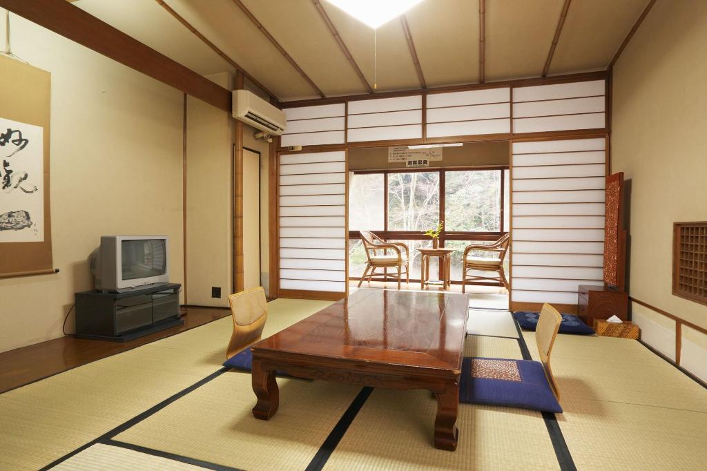 Ichinoyu Honkan