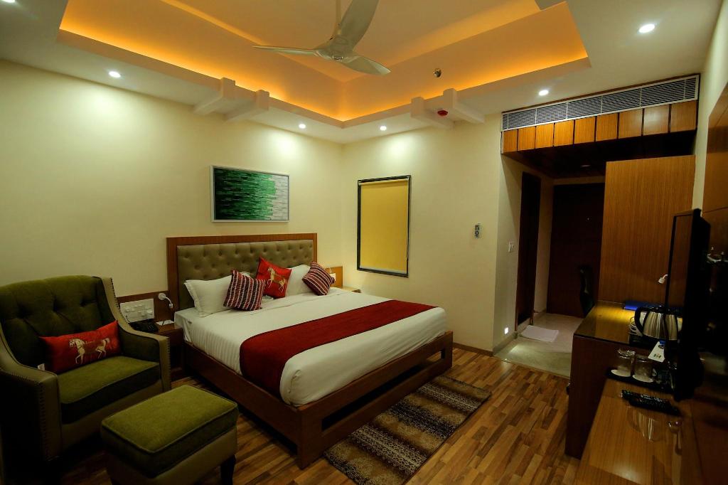 Hotel Hampi International