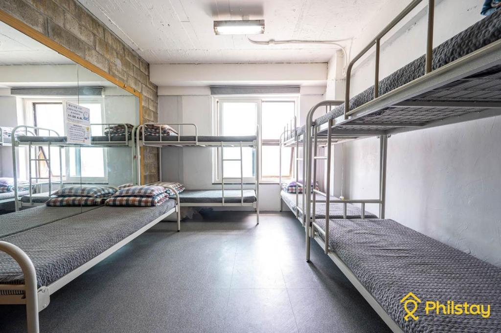 Mamas And Papas Guesthouse And Apartments In Seoul