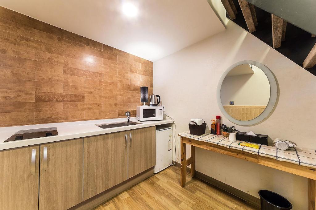 Hotel Hue Loft