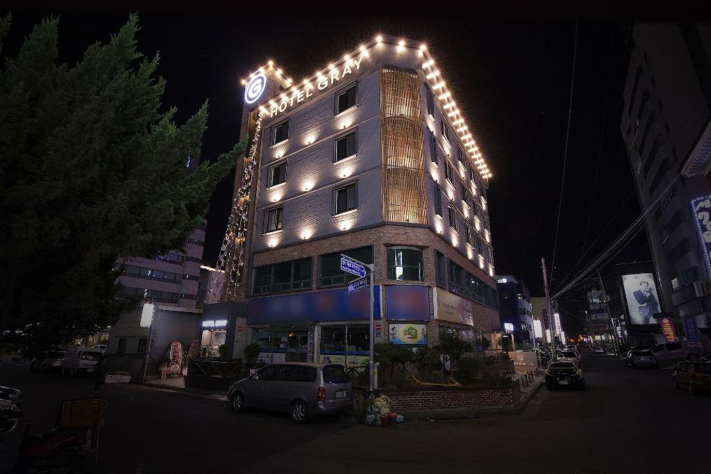 Hotel Gray
