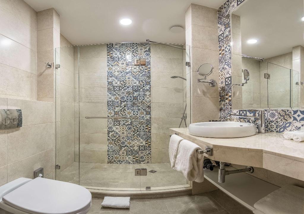 Golden Tulip Borjomi