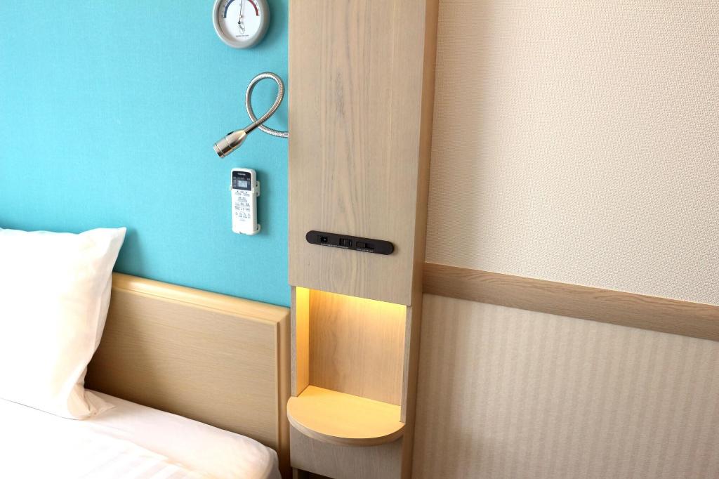 Toyoko Inn Ebina-eki Higashi-guchi