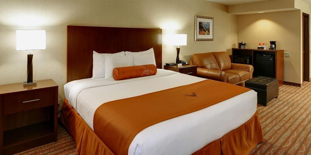 Phoenix Inn Suites South Salem