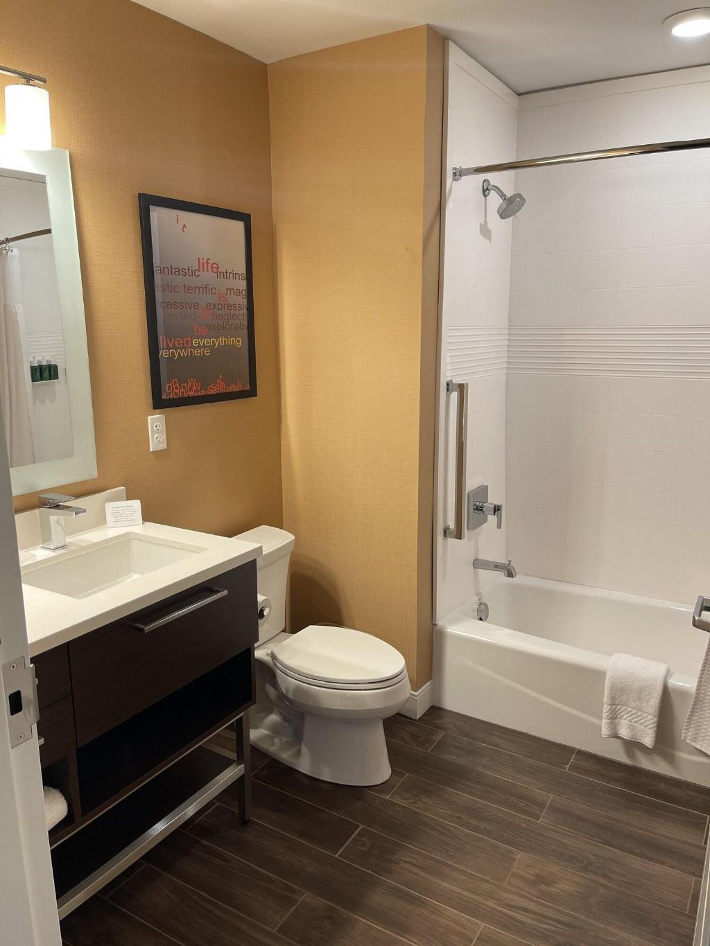 Towneplace Suites By Marriott Grand Rapids Airport